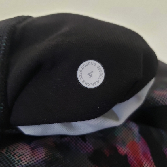 Lululemon Wunder Under Leggings - Picture 8 of 8